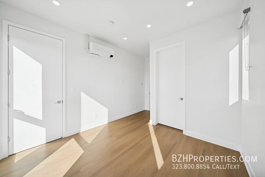 Townhouse for rent at 4523 1 2 St Elmo Dr, Los Angeles, CA 90019