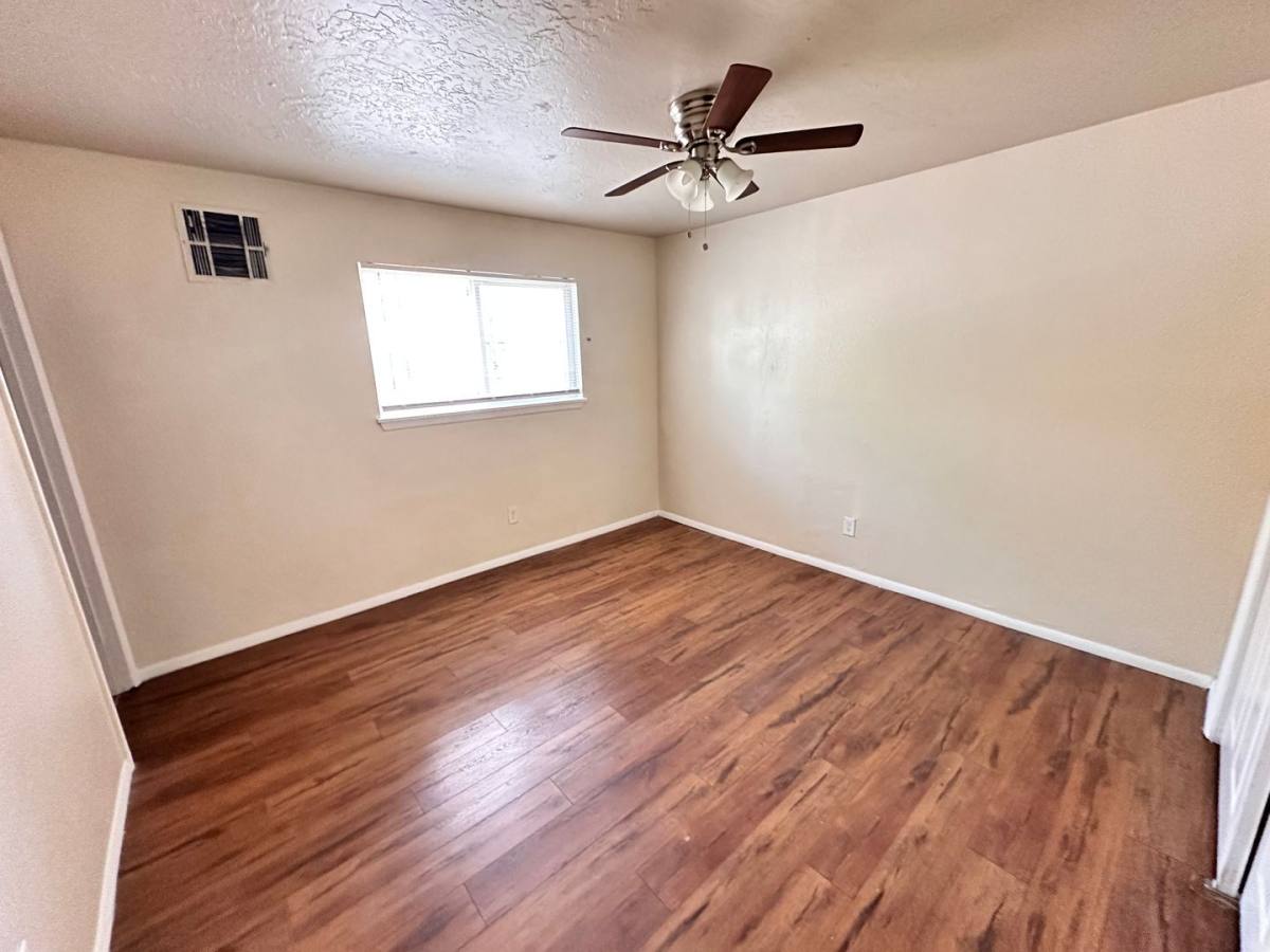 Apartment for rent at 501 Texas St NE, Albuquerque, NM 87108