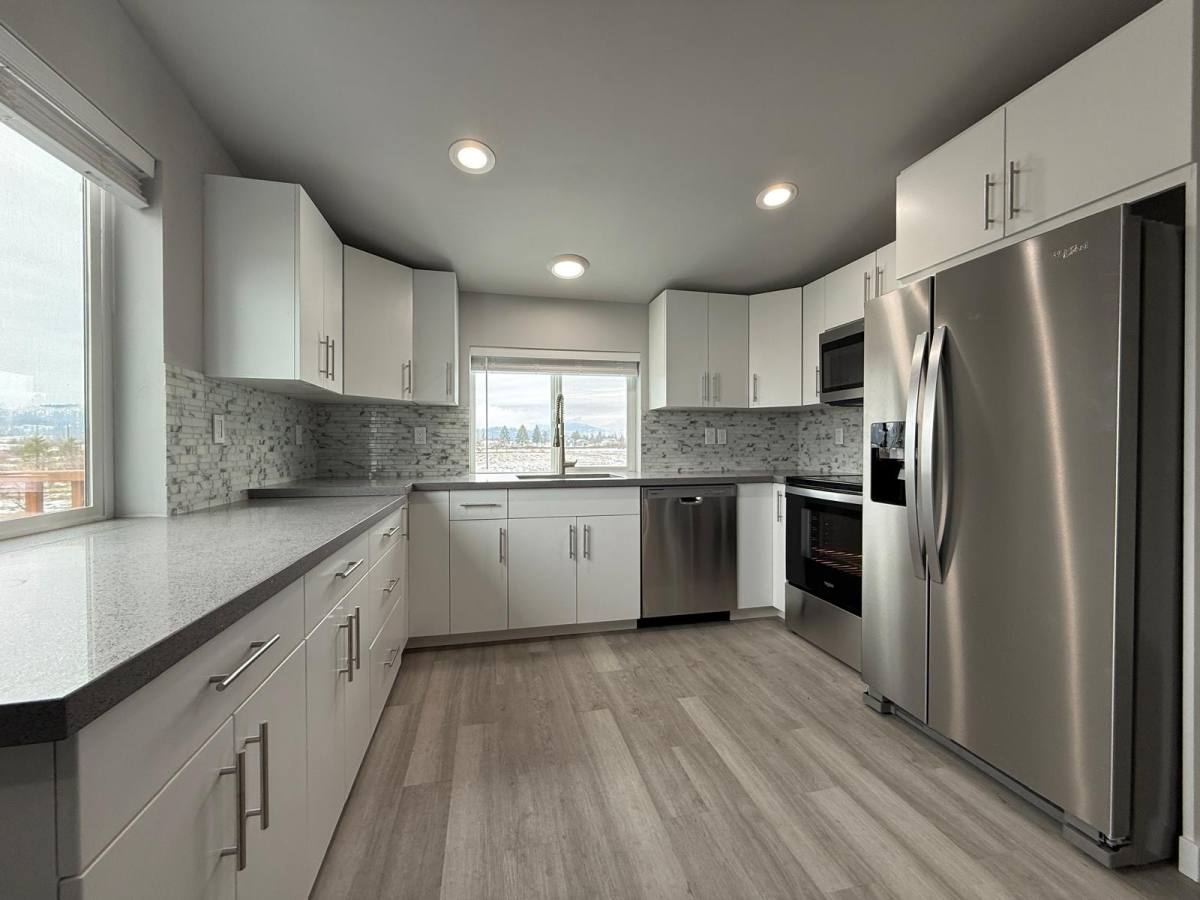 House for rent at 24211 E Wellesley Ave #B, Otis Orchards, WA 99027