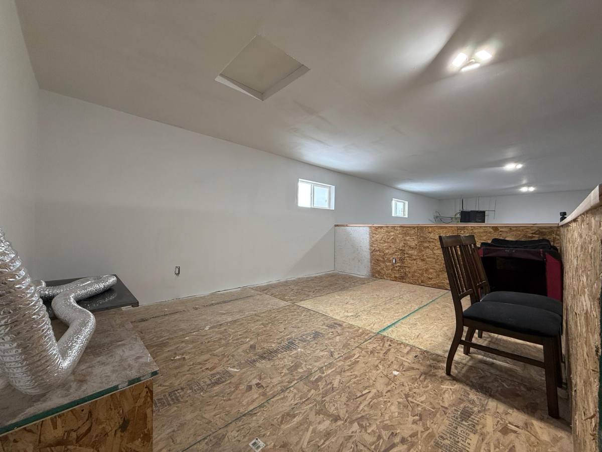 House for rent at 24211 E Wellesley Ave #B, Otis Orchards, WA 99027
