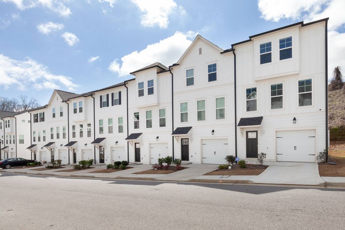 Townhouse for rent at 78 Werner Brook Way SW, Atlanta, GA 30354