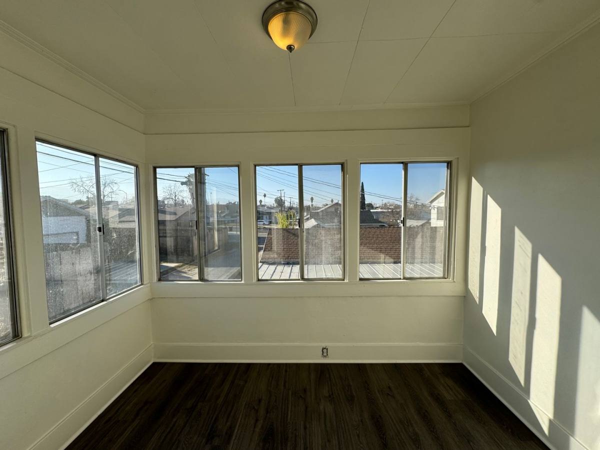 Apartment for rent at 319 San Emidio St, Taft, CA 93268