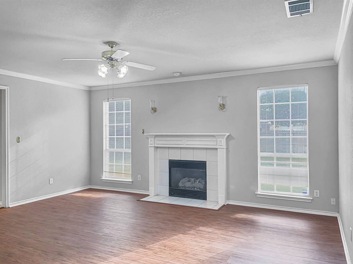 House for rent at 6312 Bittersweet Dr, Arlington, TX 76001