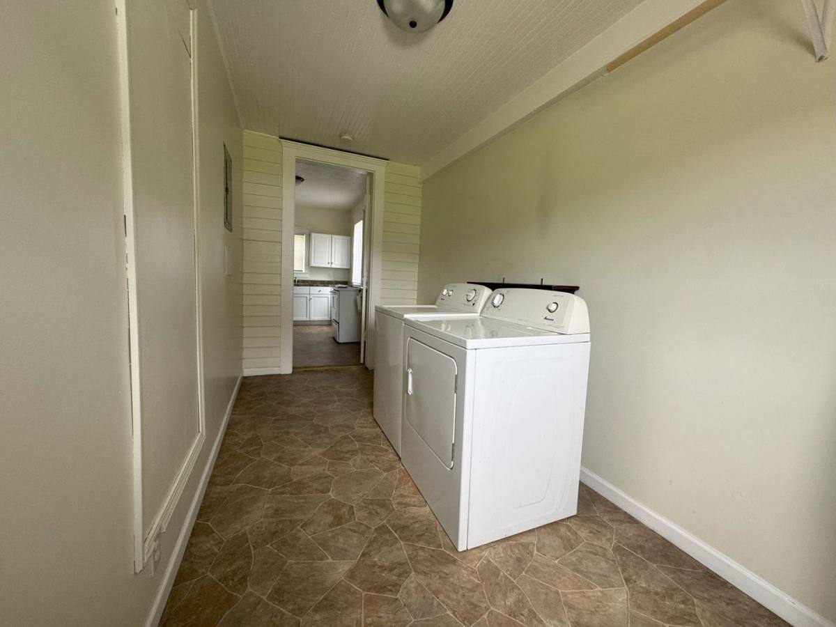 House for rent at 10992 S 500 W, Lewis, IN 47858
