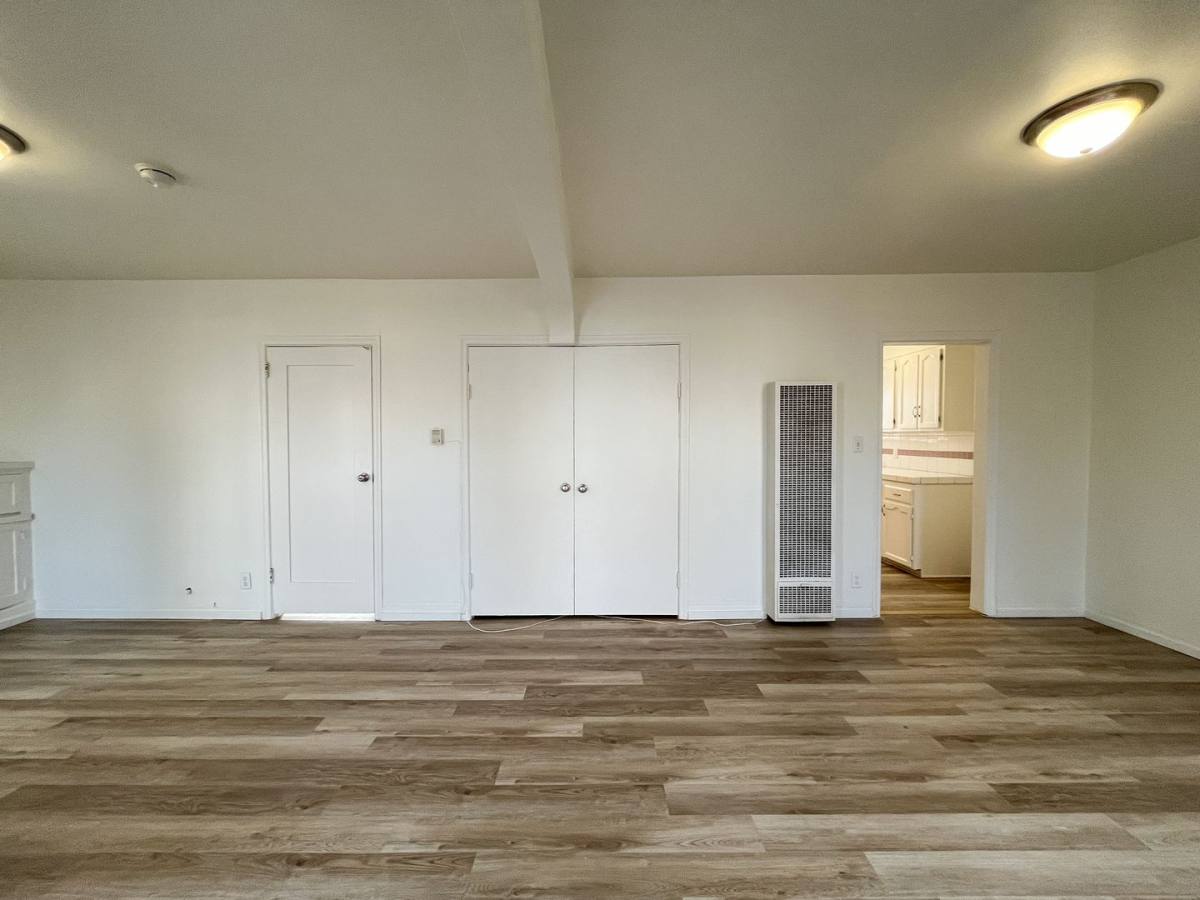 Apartment for rent at 1450 W 39th St, Los Angeles, CA 90062