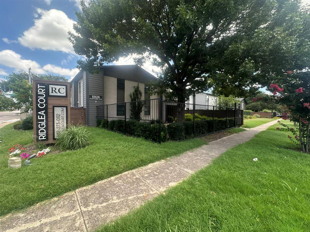 Apartment for rent at 5928 Fletcher Ave #2, Fort Worth, TX 76107