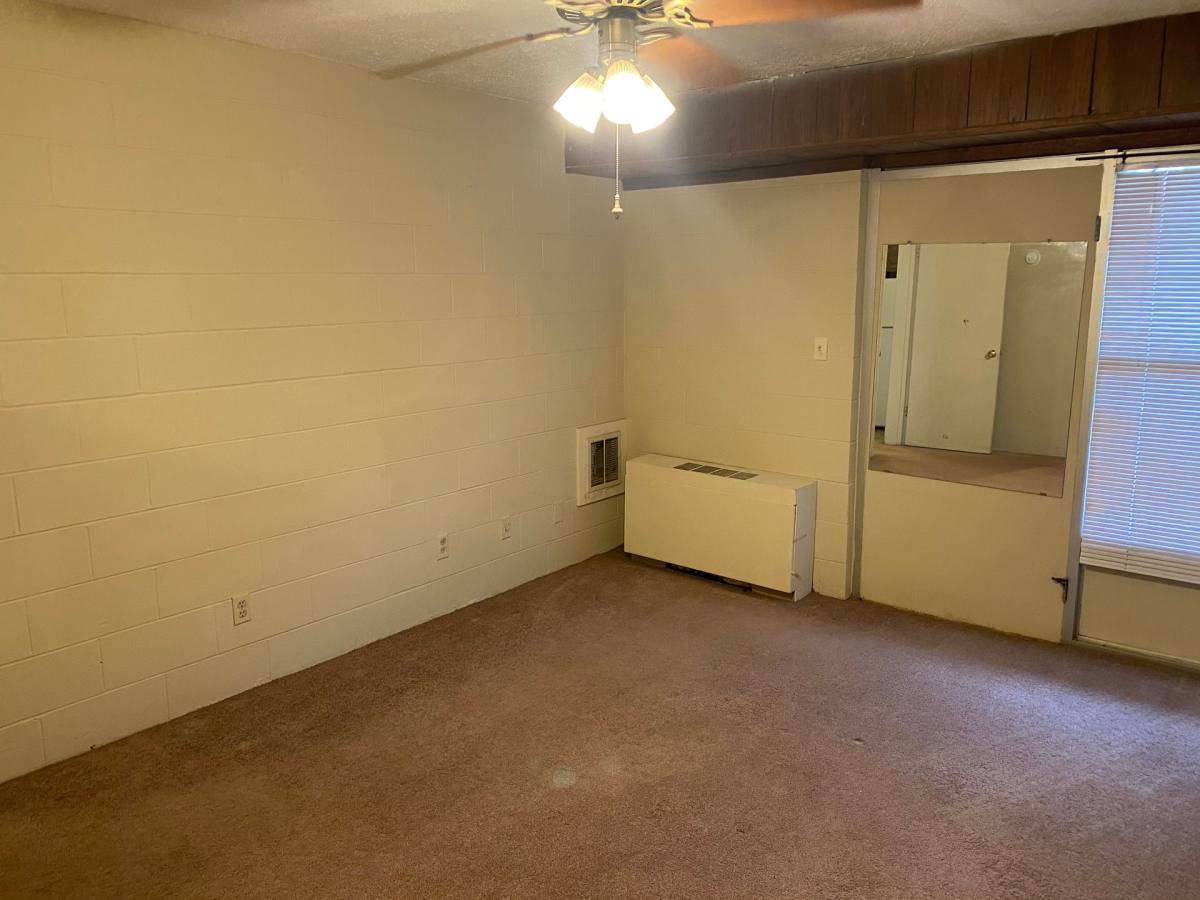 Apartment for rent at 333 E Magnolia Ave, Auburn, AL 36830