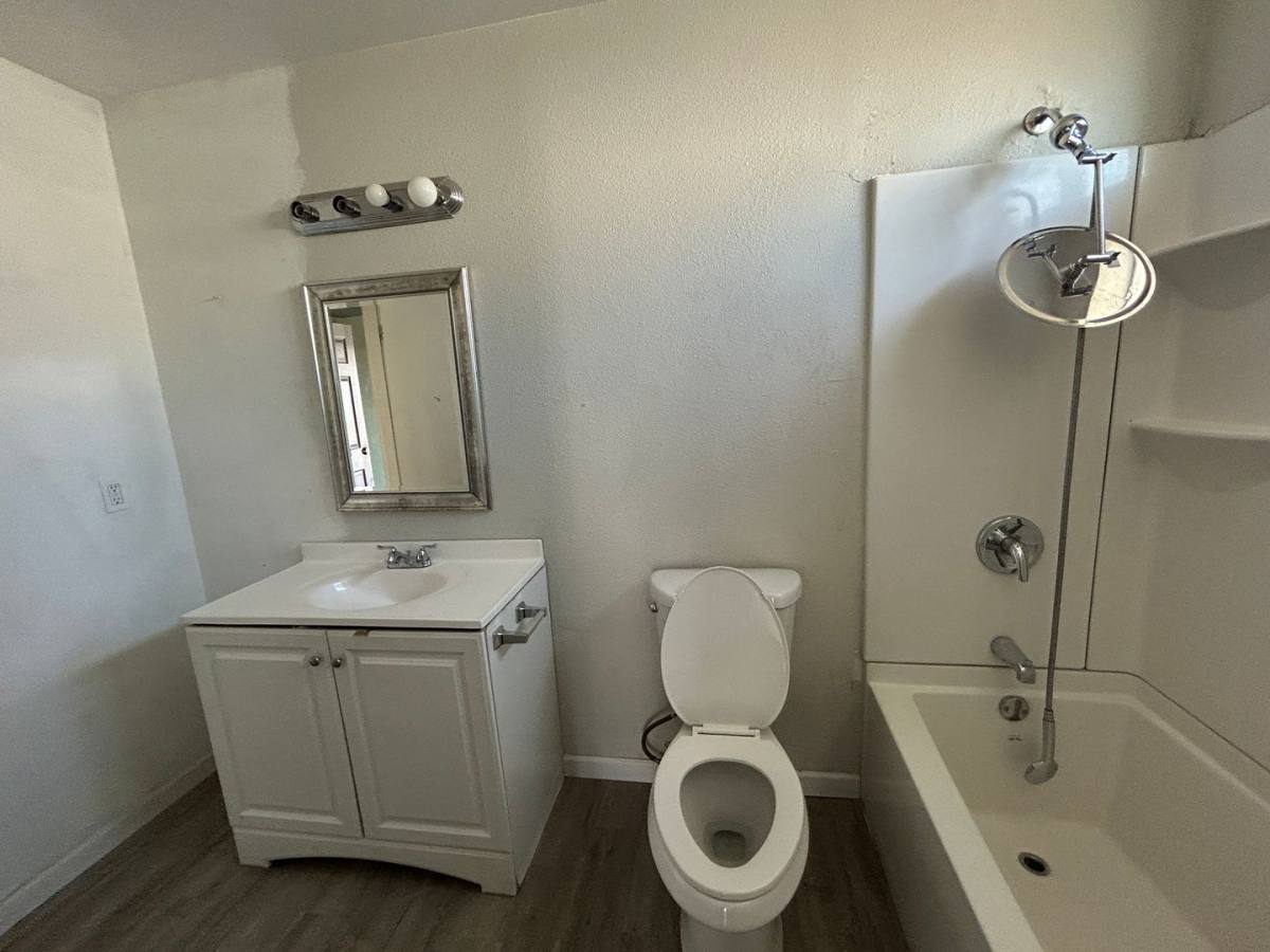 Townhouse for rent at 1126 N 27th St, Phoenix, AZ 85008