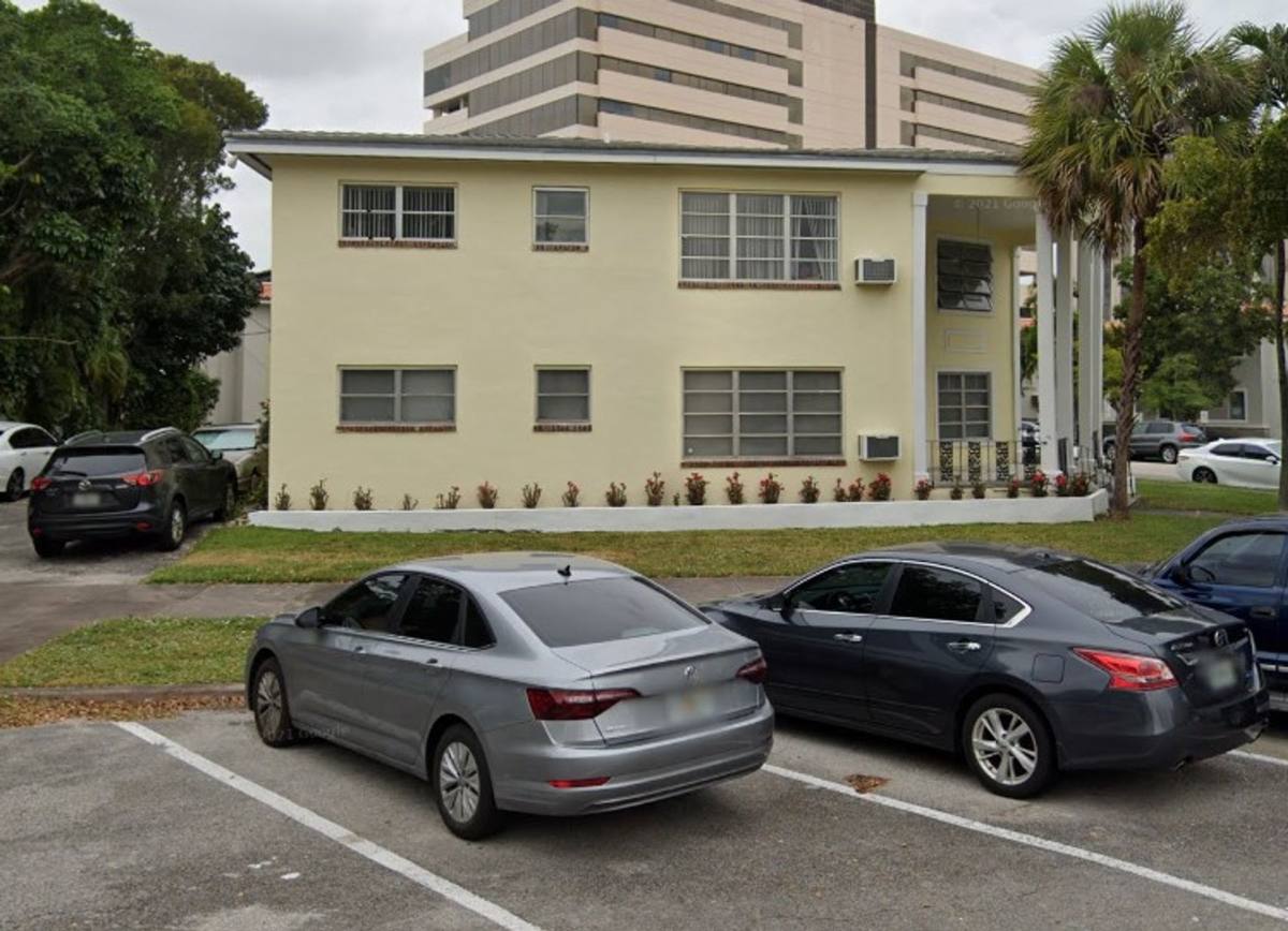 Apartment for rent at 1000 E Ponce De Leon Blvd, Miami, FL 33134