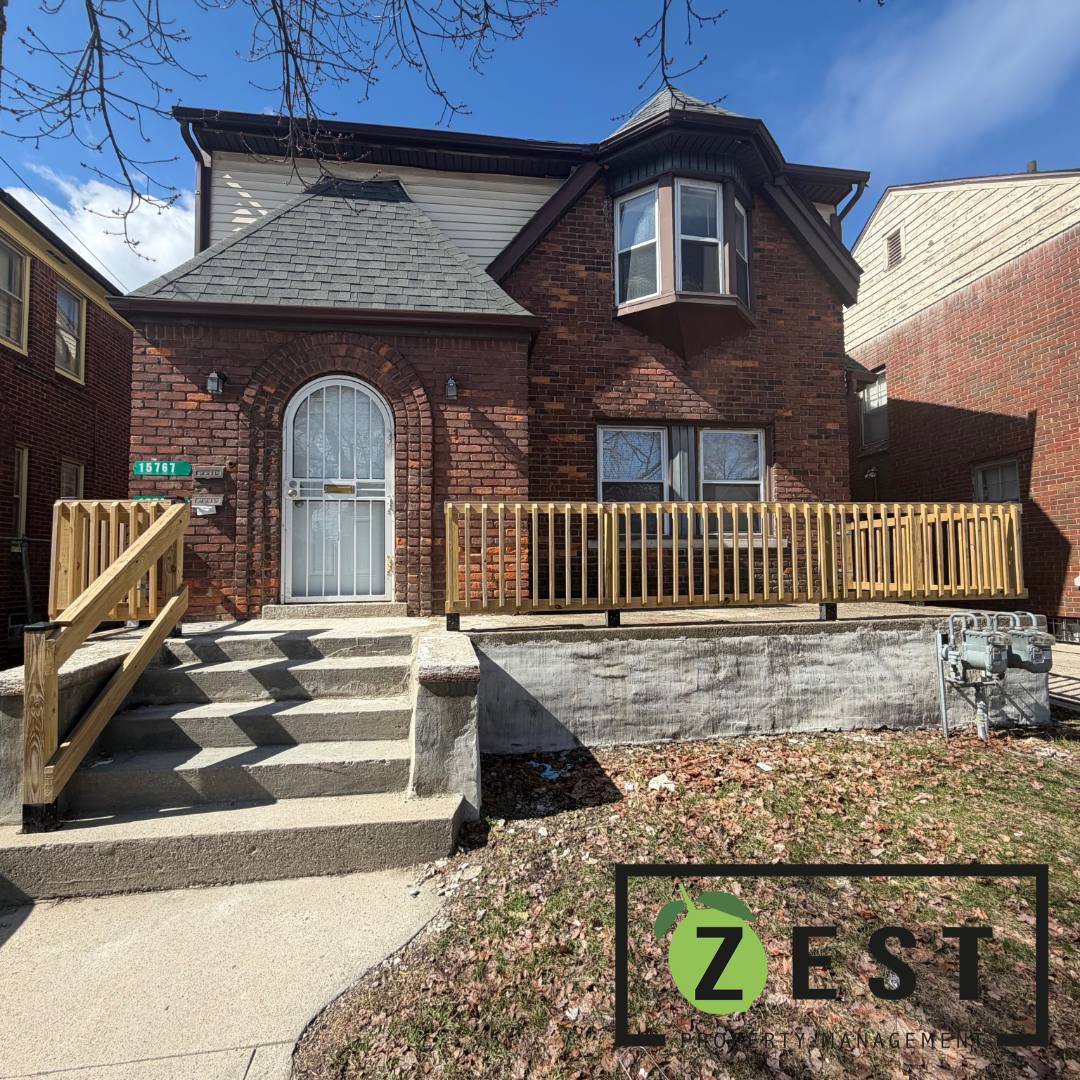 Apartment for rent at 15765 Washburn, Detroit, MI 48238
