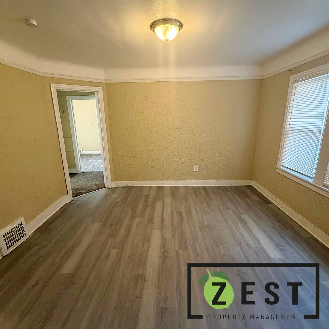 Apartment for rent at 15765 Washburn, Detroit, MI 48238