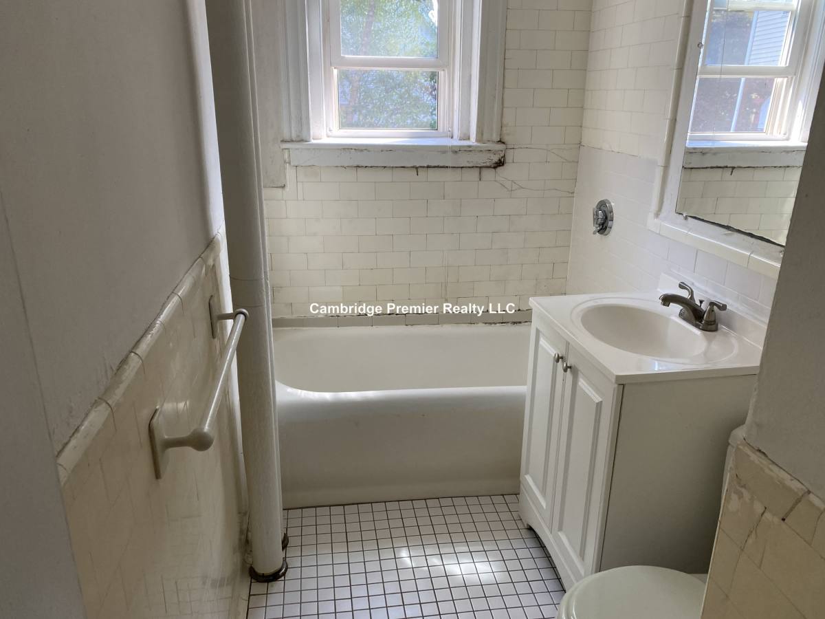 Apartment for rent at 170 Maple St, Malden, MA 02148