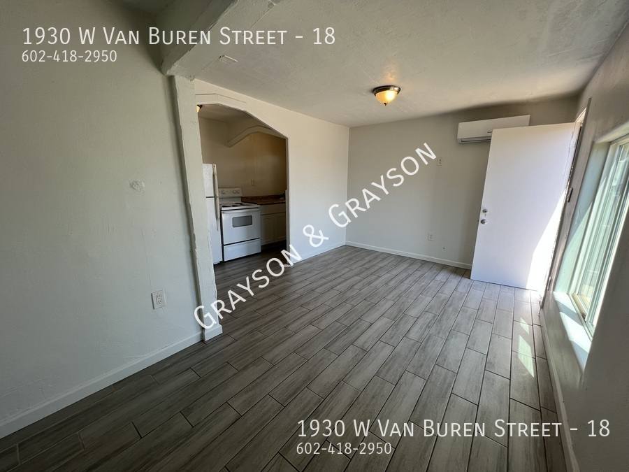Apartment for rent at 1930 W Van Buren St #18, Phoenix, AZ 85009