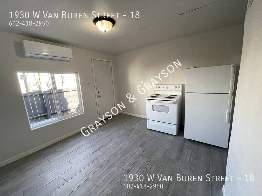 Apartment for rent at 1930 W Van Buren St #18, Phoenix, AZ 85009