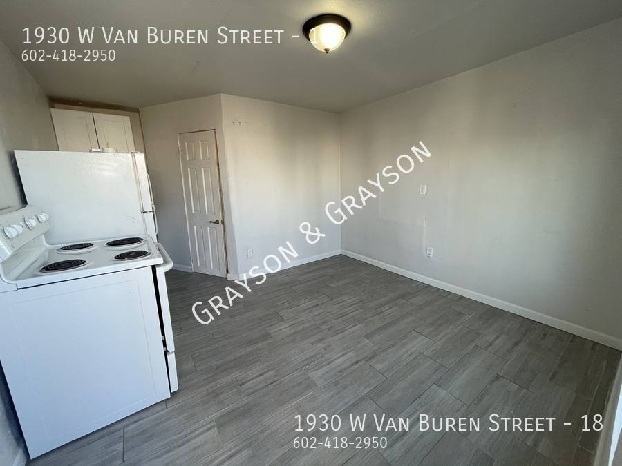 Apartment for rent at 1930 W Van Buren St #18, Phoenix, AZ 85009
