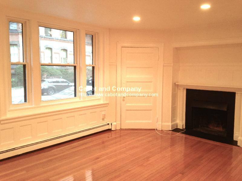 Apartment for rent at 17 Exeter St #1, Boston, MA 02116