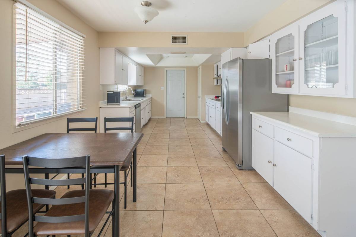 Apartment for rent at 1047 E Alameda Dr, Tempe, AZ 85282