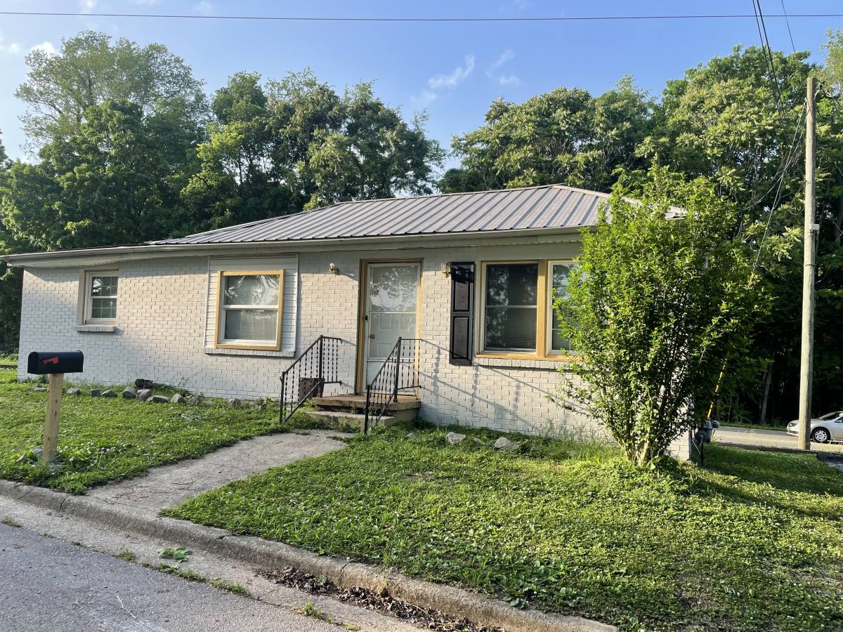 House for rent at 1543 Golf Club Lane, Clarksville, TN 37043