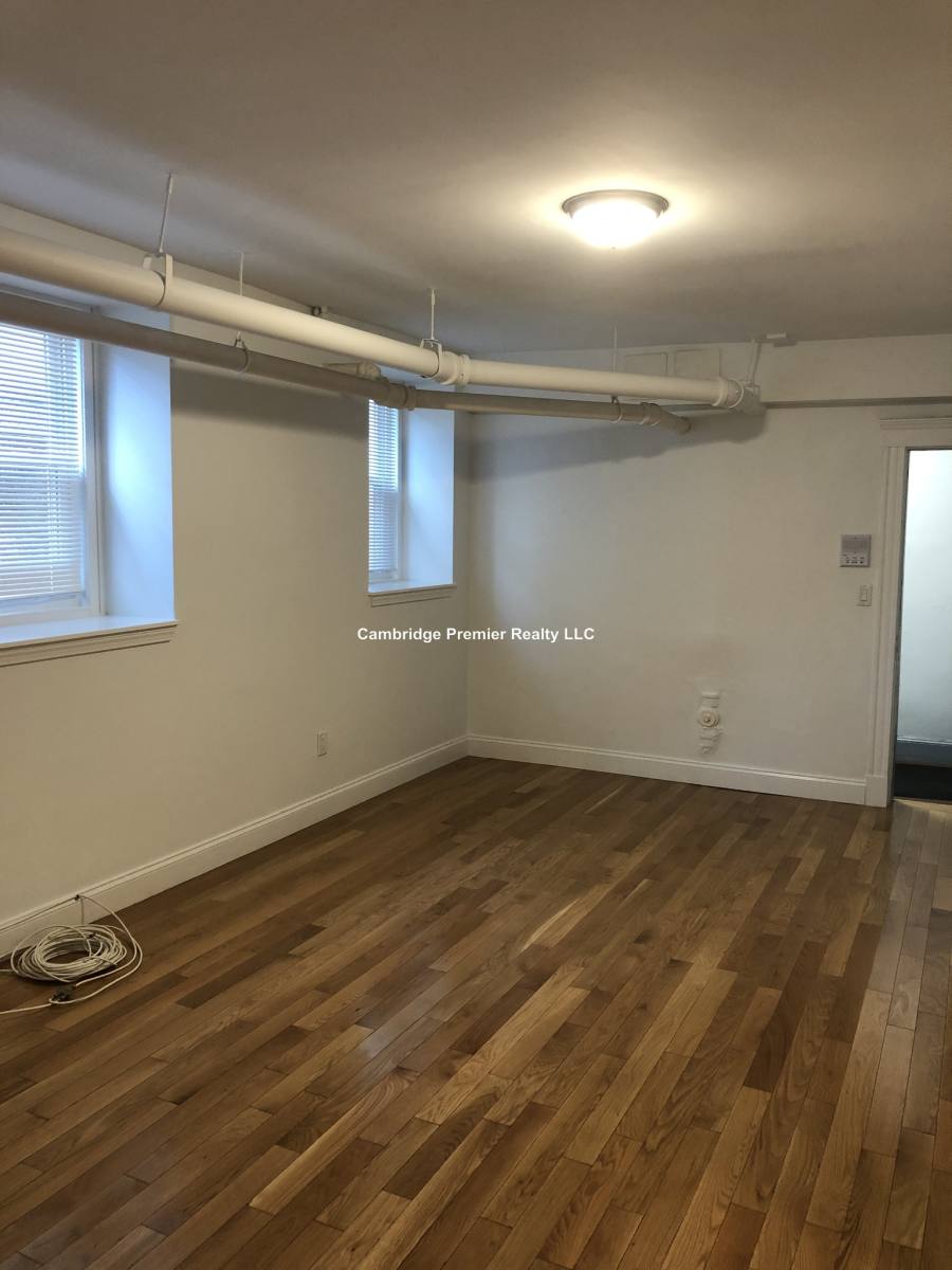 Apartment for rent at 475 Highland Ave #9, Malden, MA 02148