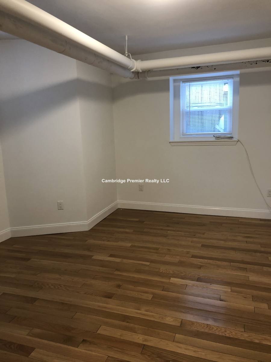 Apartment for rent at 475 Highland Ave #9, Malden, MA 02148