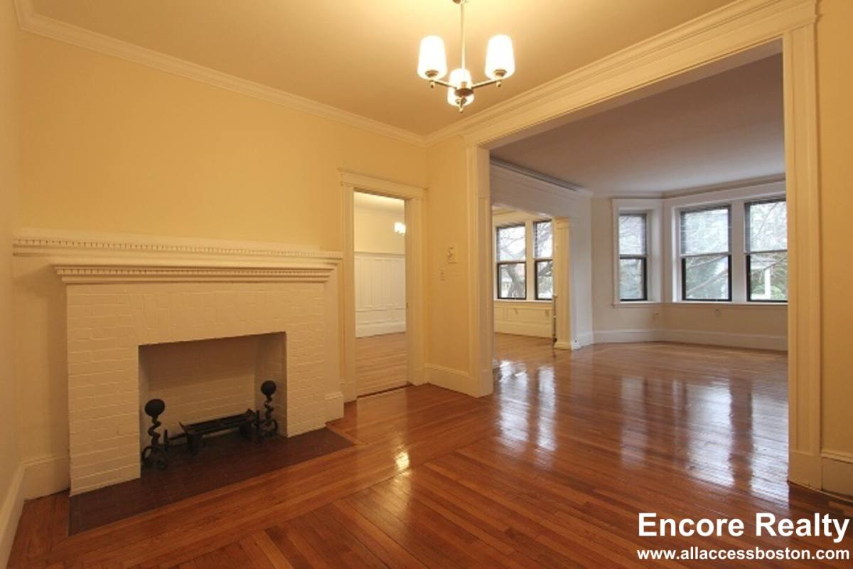 Apartment for rent at 145 Freeman St #22, Brookline, MA 02446