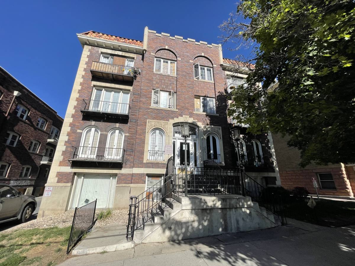 Apartment for rent at 120 S 300 E, Salt Lake City, UT 84111