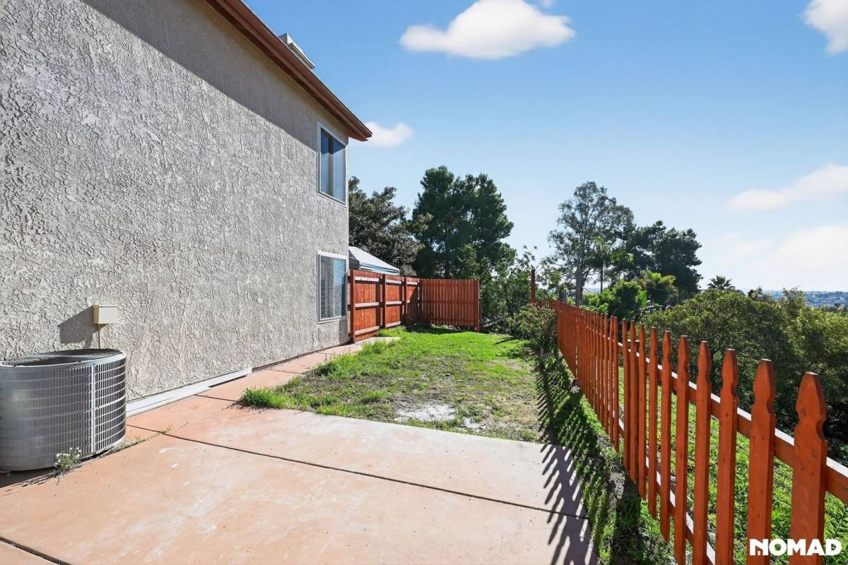 House for rent at 337 Apollo Dr, Vista, CA 92084