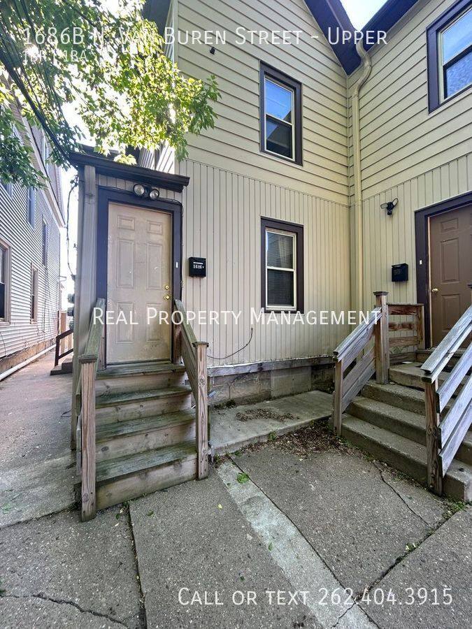 Apartment for rent at 1686B N Van Buren St, Milwaukee, WI 53202