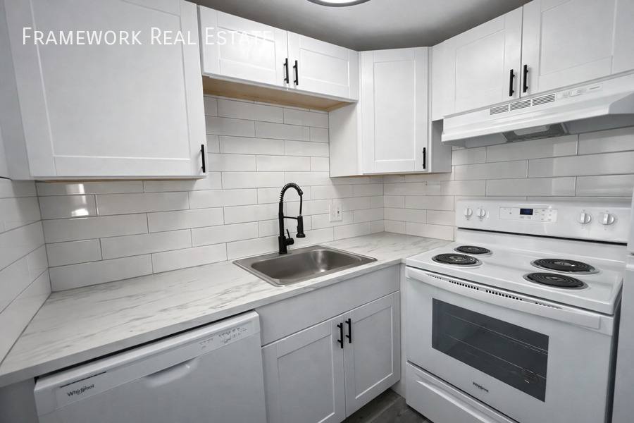 Apartment for rent at 3523 S Cherokee St #6, Englewood, CO 80110