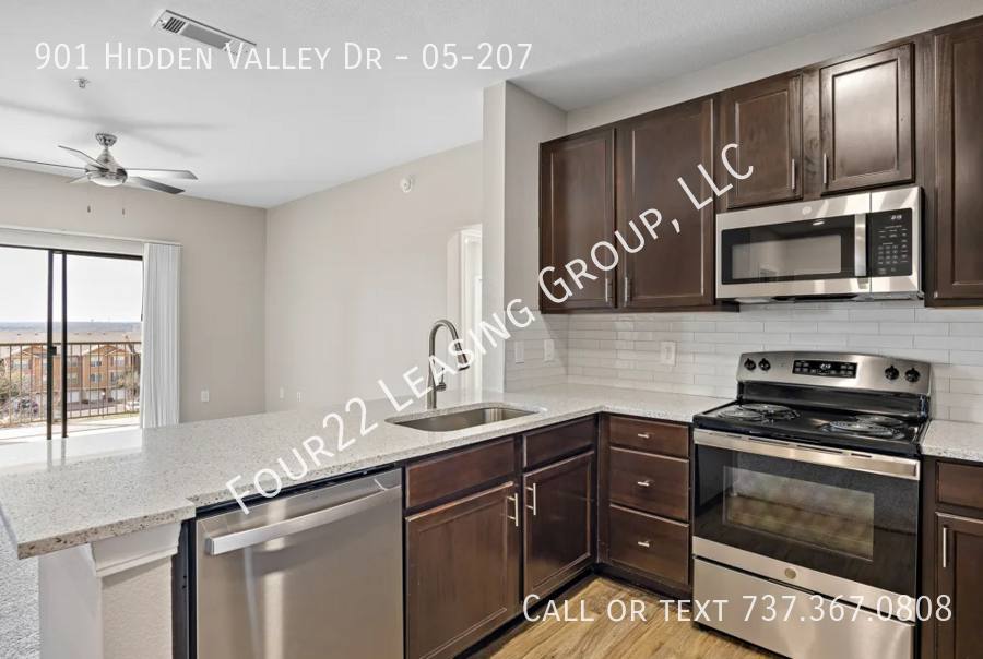 Apartment for rent at 901 Hidden Valley Dr #5-207, Round Rock, TX 78665