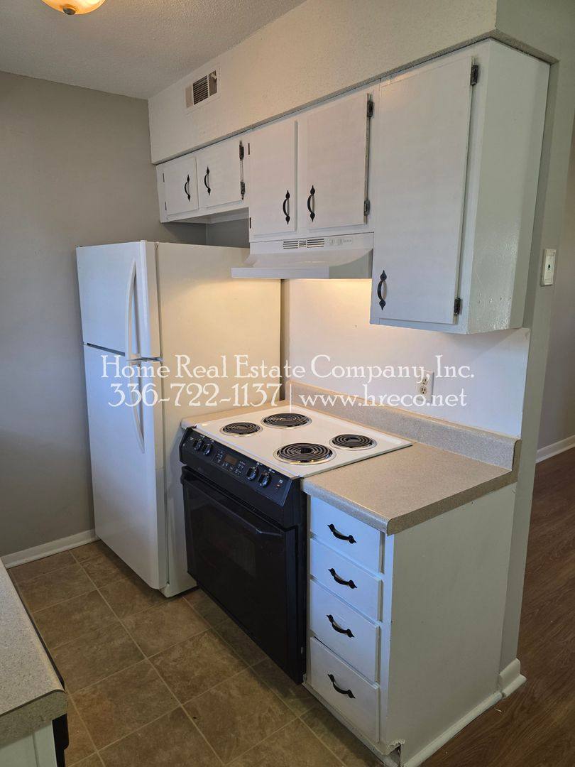 Apartment for rent at 3465 Valley Rd, Winston Salem, NC 27106