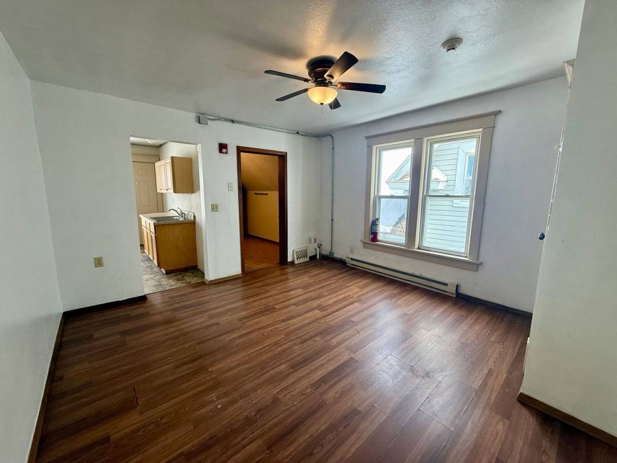 Apartment for rent at 724 Washington St, Wausau, WI 54403