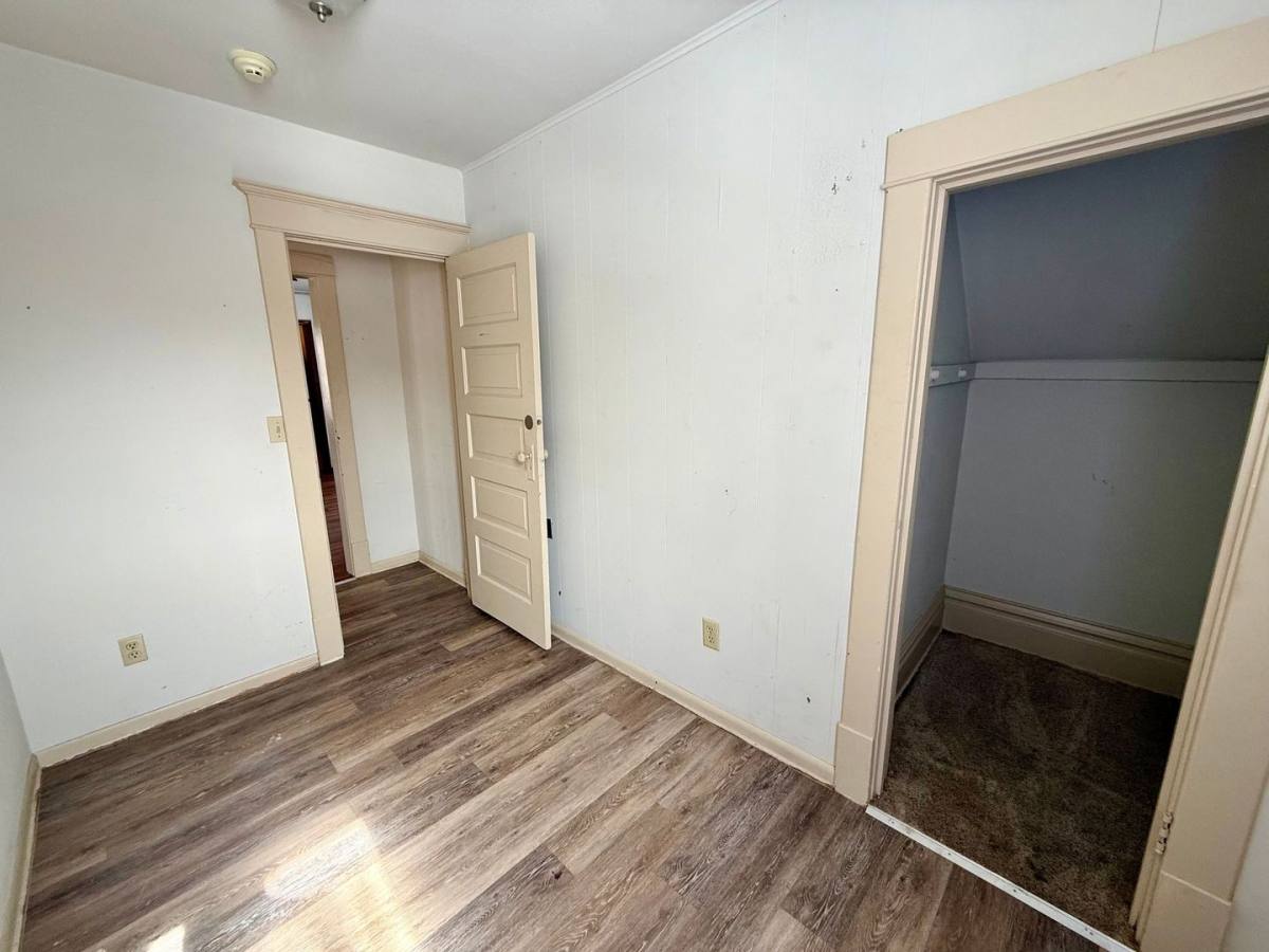 Apartment for rent at 724 Washington St, Wausau, WI 54403