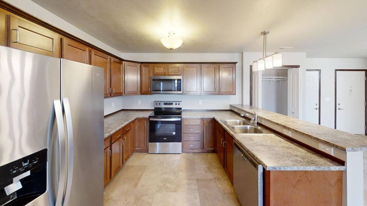 Apartment for rent at 281 Vernon Dr, Harrisburg, SD 57032