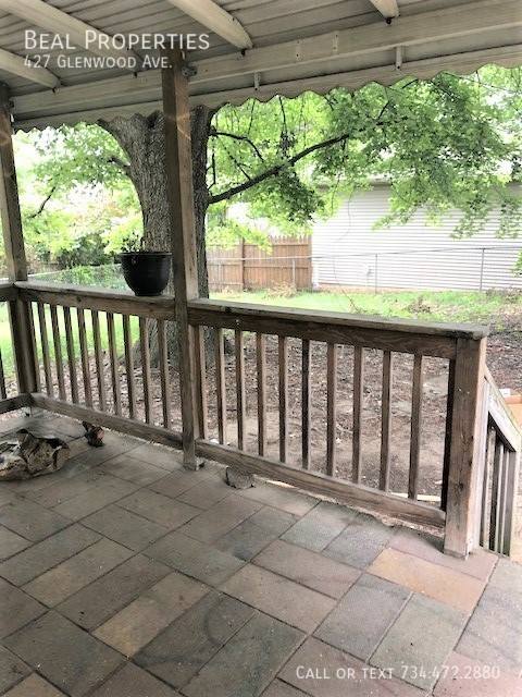 Apartment for rent at 427 Glenwood Ave, Ypsilanti, MI 48198