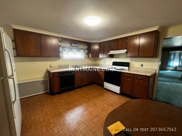 Apartment for rent at 108 Pearl St #1, Bangor, ME 04401