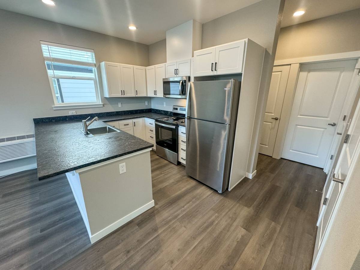 Apartment for rent at 3781 & 3781-A Saw Lane SE, Salem, OR 97302