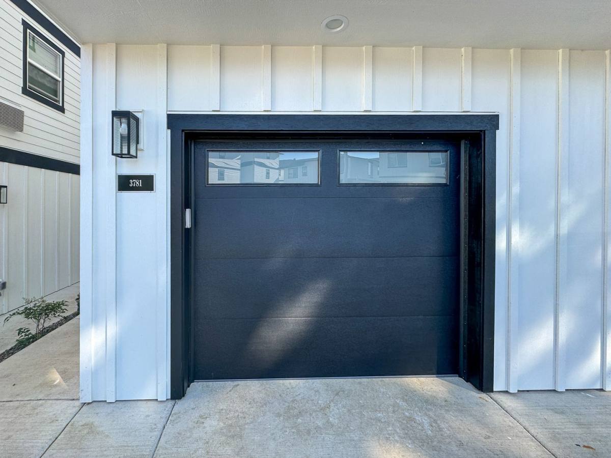 Apartment for rent at 3781 & 3781-A Saw Lane SE, Salem, OR 97302