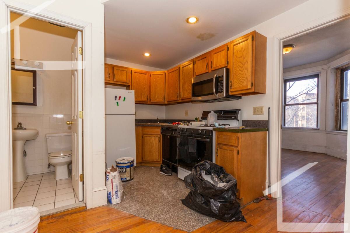 Apartment for rent at 1258 Commonwealth Ave #17, Allston, MA 02134