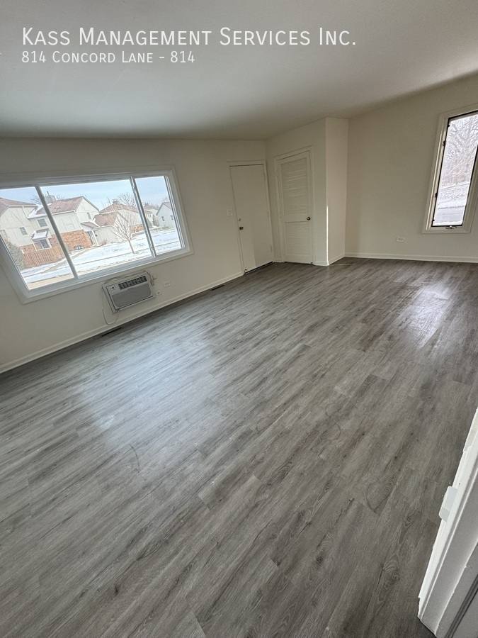 Townhouse for rent at 814 Concord Lane #814, Barrington, IL 60010