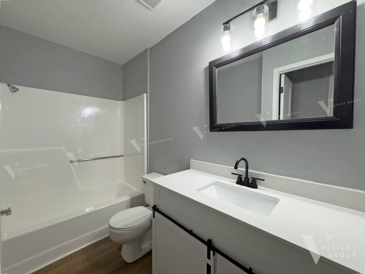 Apartment for rent at 2153 E Cherry St, Springfield, MO 65802
