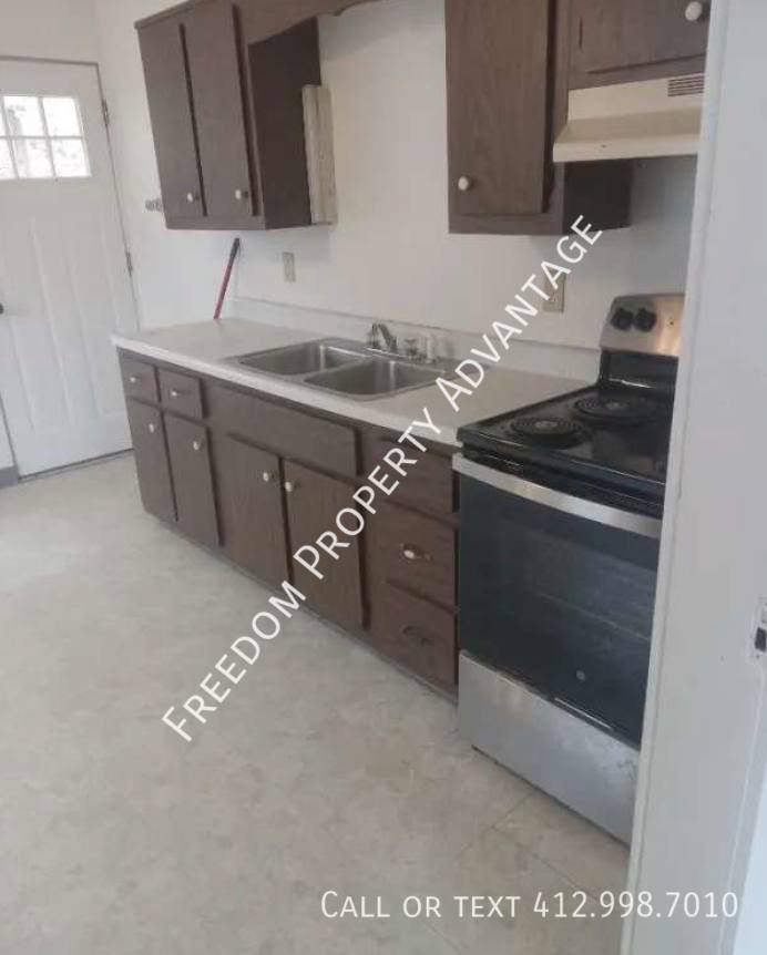 Apartment for rent at 1943 Broadway Ave #B, Greensburg, PA 15601