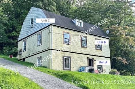 Apartment for rent at 1943 Broadway Ave #B, Greensburg, PA 15601