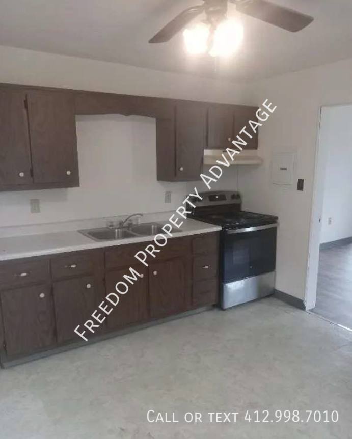 Apartment for rent at 1943 Broadway Ave #B, Greensburg, PA 15601