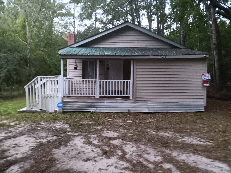 House for rent at 123 Lucille Rd, Ridgeville, SC 29472
