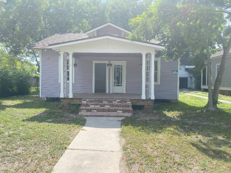 House for rent at 615 Lafayette St, Lafayette, LA 70501