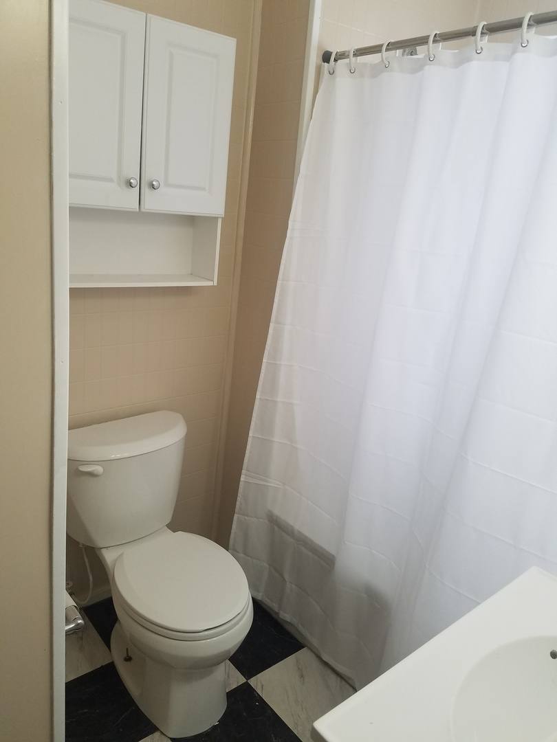 House for rent at 460 Nebraska, Pontiac, MI 48341