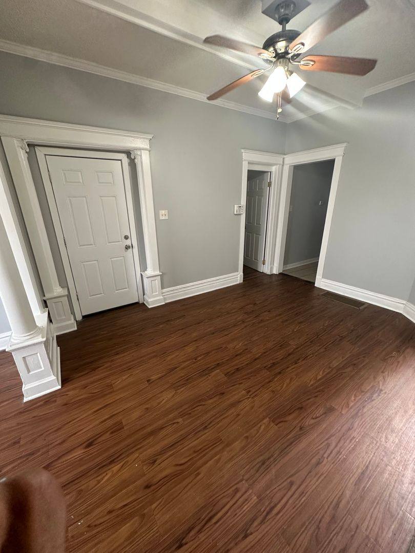 Apartment for rent at 4356 S Wells St, Chicago, IL 60609