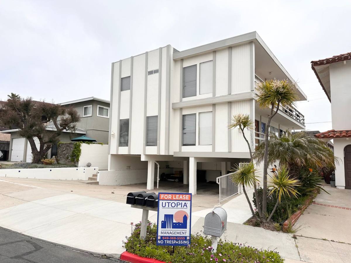 Apartment for rent at 33802 Castano Dr, Dana Point, CA 92629
