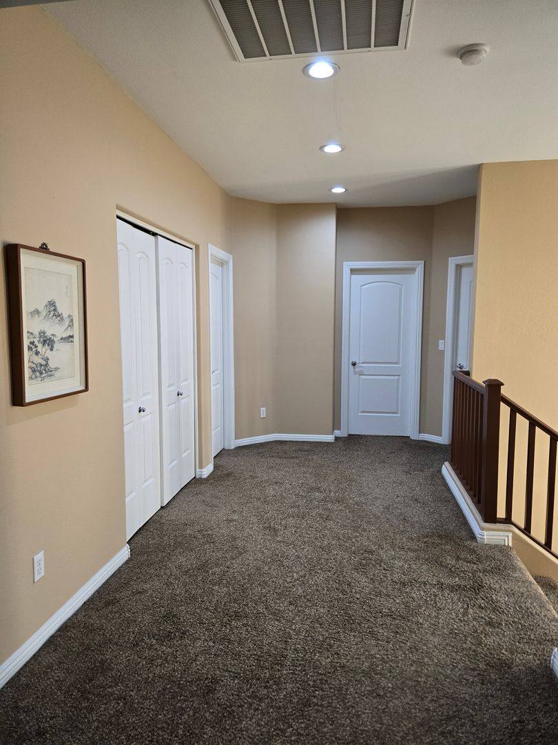 Townhouse for rent at 9152 Worsley Park Place, Las Vegas, NV 89145